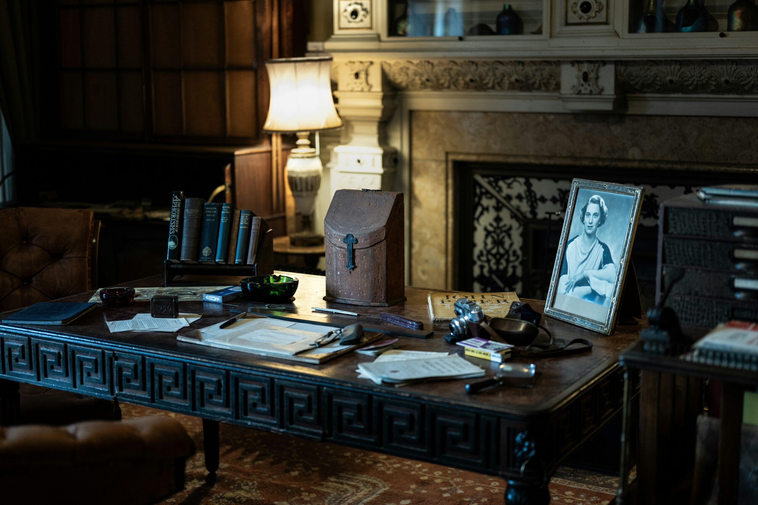 Ambiance d'enquête immersive